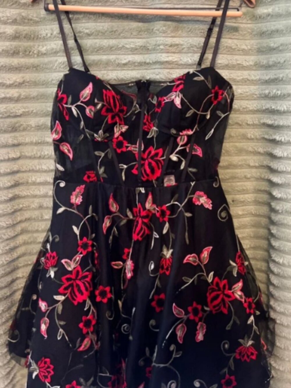 B. Darlin Black Floral